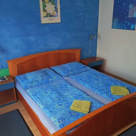 Gyöngyszem Apartman Maison d'hôtes Hévíz